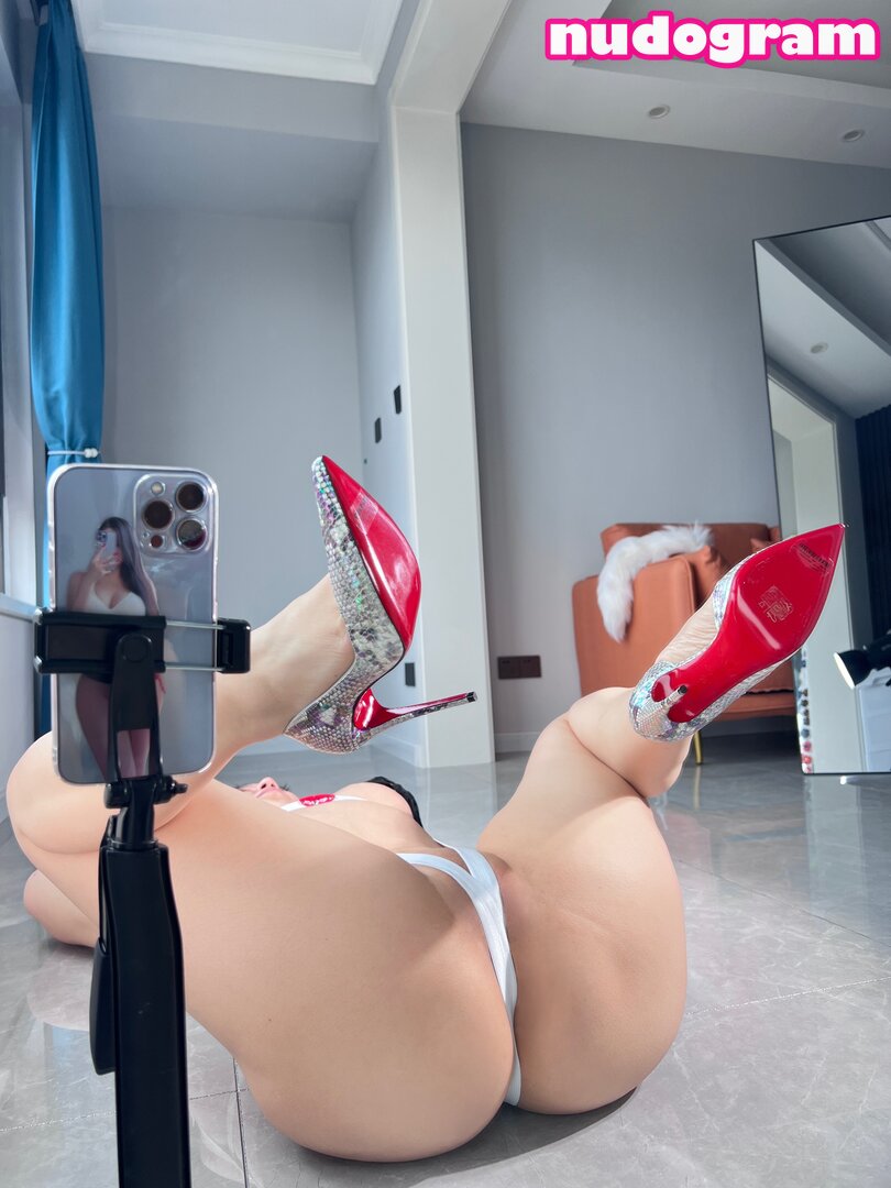 是120斤的小王同学 OnlyFans Leaks Photo #242