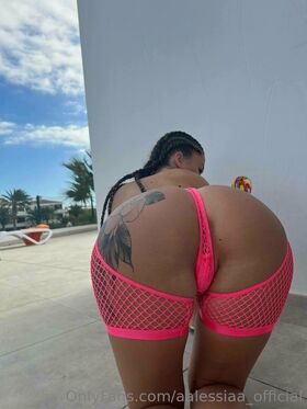 aalessiaa_official Nude Leaks OnlyFans Photo 11