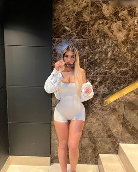 Aaliyah Jay Nude Leaks OnlyFans Photo 5