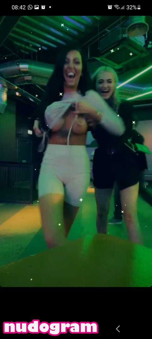 Amy Kerr / aamykerr / u140078916 OnlyFans geleaktes Foto #1