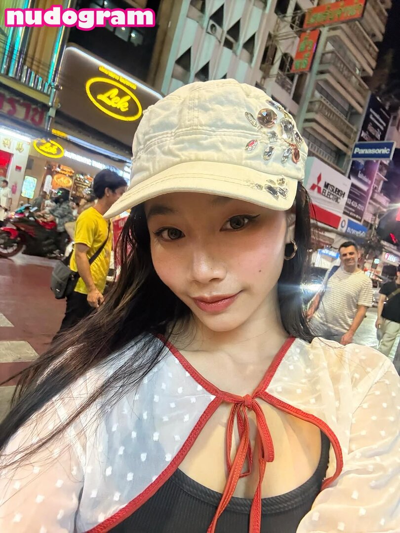 Saipetch B. / aaomhelloo OnlyFans Leaks Photo #74