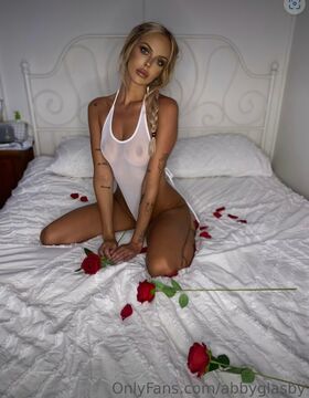 Abby Glasby Nude Leaks OnlyFans Photo 37