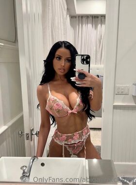 abigailratchford Nude Leaks OnlyFans Photo 22