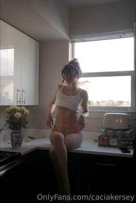 Acacia Kersey Nude Leaks OnlyFans Photo 12