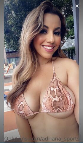 Adriana Jimenez Nude Leaks OnlyFans Photo 5