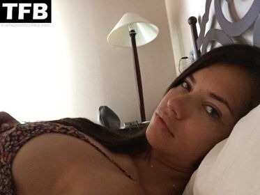 Adriana Lima Nude Leaks OnlyFans Photo 27