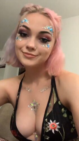 aespup Nøgne lækkede OnlyFans foto 1