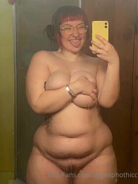 agoraphothicc Nude Leaks OnlyFans Photo 7