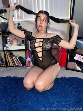 Ahegao รูป OnlyFans เปลือยรั่วไหล 815