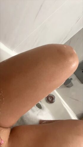 Ailin Perez Nude Leaks OnlyFans Photo 10
