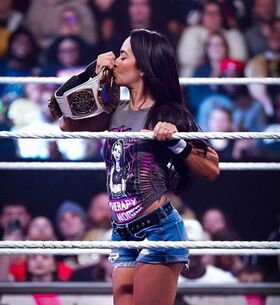 AJ Lee
