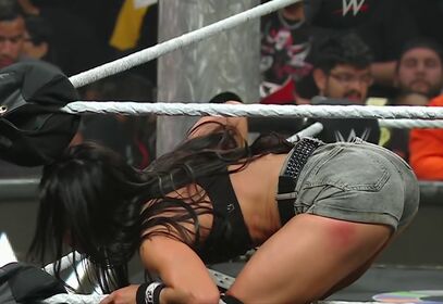 AJ Lee