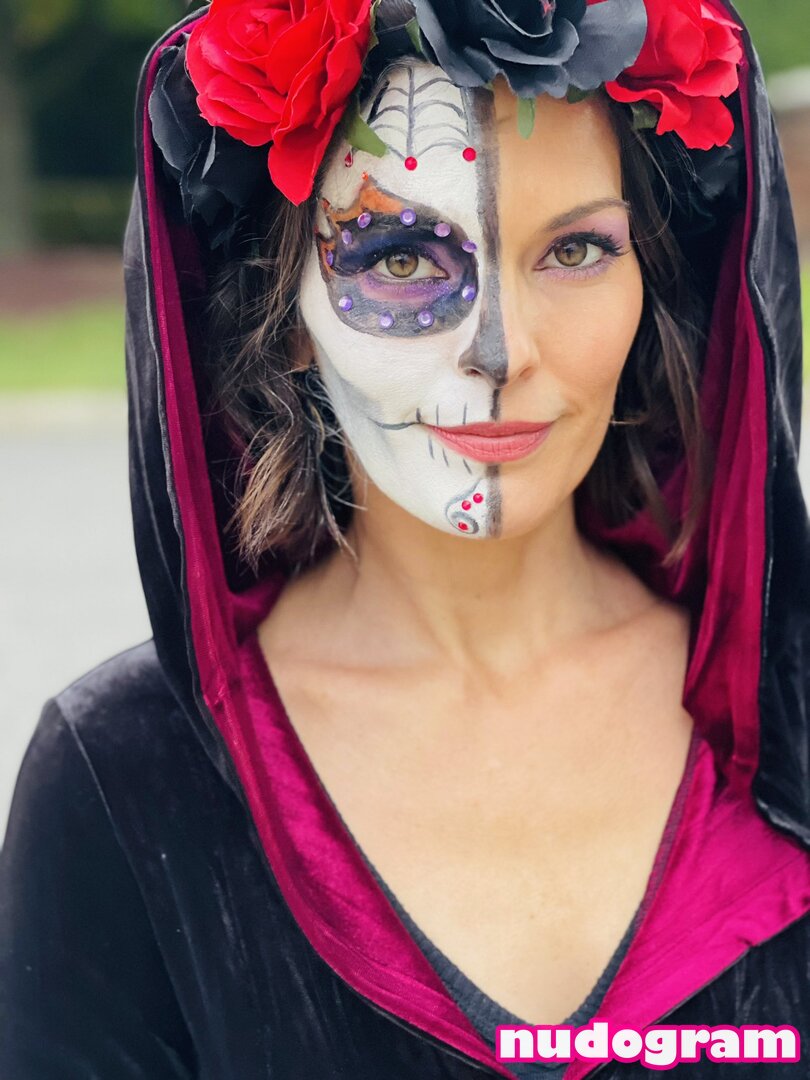 Alana De La Garza  alana_delagarza  lizzgarza Nude Leaks OnlyFans Photo  1 - Nudogram v2.1