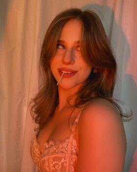 Alaurabidingcitizen Nude Leaks OnlyFans Photo 4