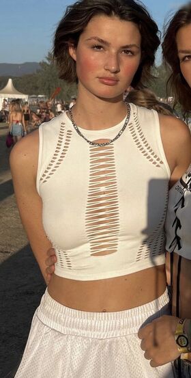 aleandrafrerk / ale4ndra