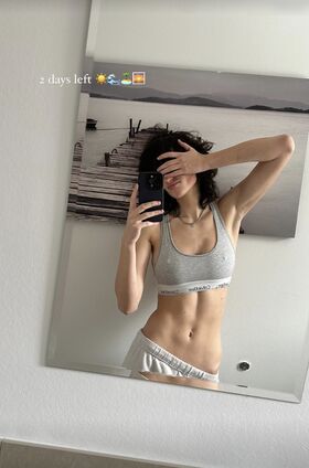 aleandrafrerk / ale4ndra