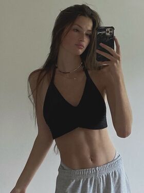 aleandrafrerk / ale4ndra