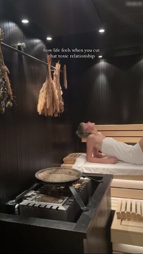 aleandrafrerk / ale4ndra