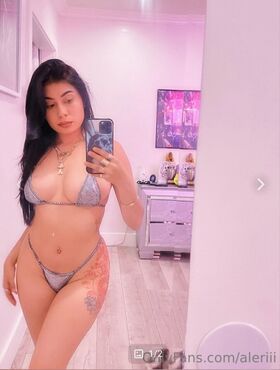 AlEriii Foto trapelata OnlyFans nuda 24