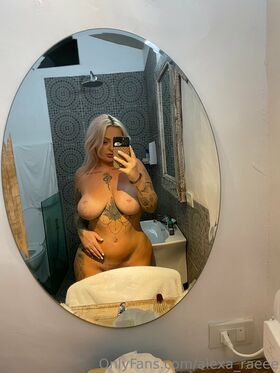 Alexa_raeee Nude Leaks OnlyFans Photo 4