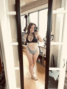 Alexandra Bolinger Nude Leaks OnlyFans Photo 4