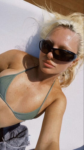 Alexandra Stan Nacktes Leaks OnlyFans Foto 1510