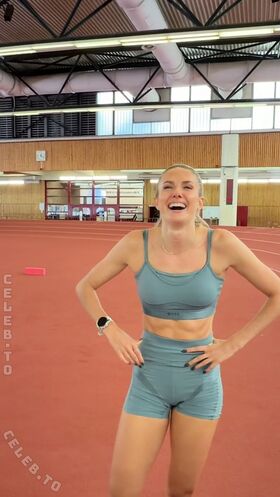 Alica Schmidt नग्न लीक OnlyFans फोटो 1329