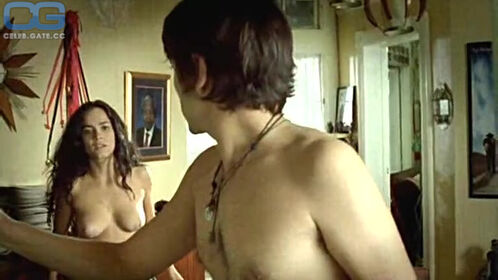 Alice Braga Nude Leaks OnlyFans Photo 3
