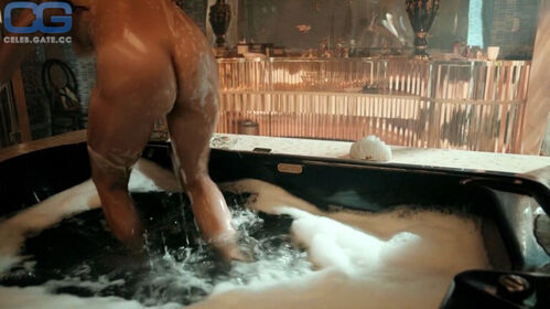 Alice Braga Nude Leaks OnlyFans Photo 6
