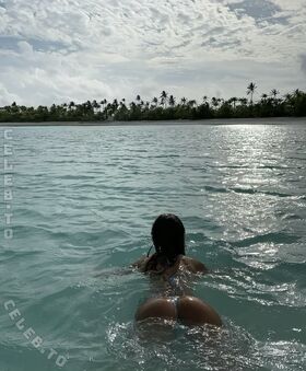 Alice Ferreira Nude Leaks OnlyFans Photo 32