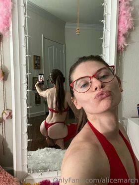 alicemarch Nude Leaks OnlyFans Photo 17