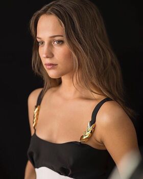 Alicia Vikander Nude Leaks OnlyFans Photo 74