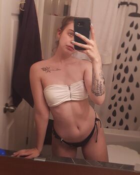 Alildore Nude Leaks OnlyFans Photo 18