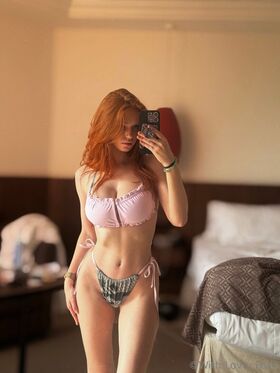 Alina Nesterenko Nude Leaks OnlyFans Photo 34