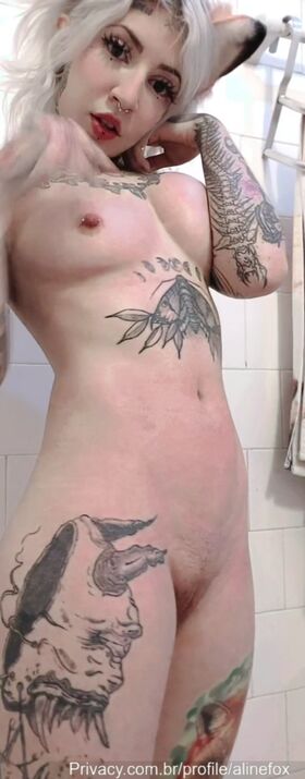 Aline Fox Nude Leaks OnlyFans Photo 6