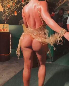 Aline Mineiro Nude Leaks OnlyFans Photo 196