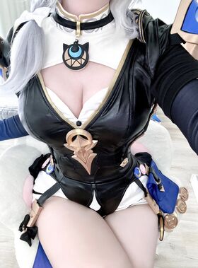 aliqiess Nude Leaks OnlyFans Photo 2