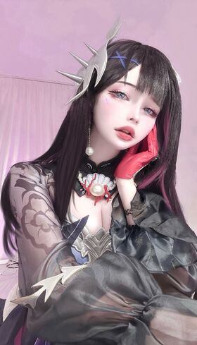 aliqiess Nude Leaks OnlyFans Photo 5