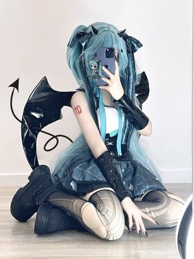 aliqiess Nude Leaks OnlyFans Photo 22