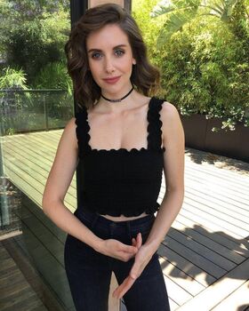 Alison Brie Nude Leaks OnlyFans Photo 8