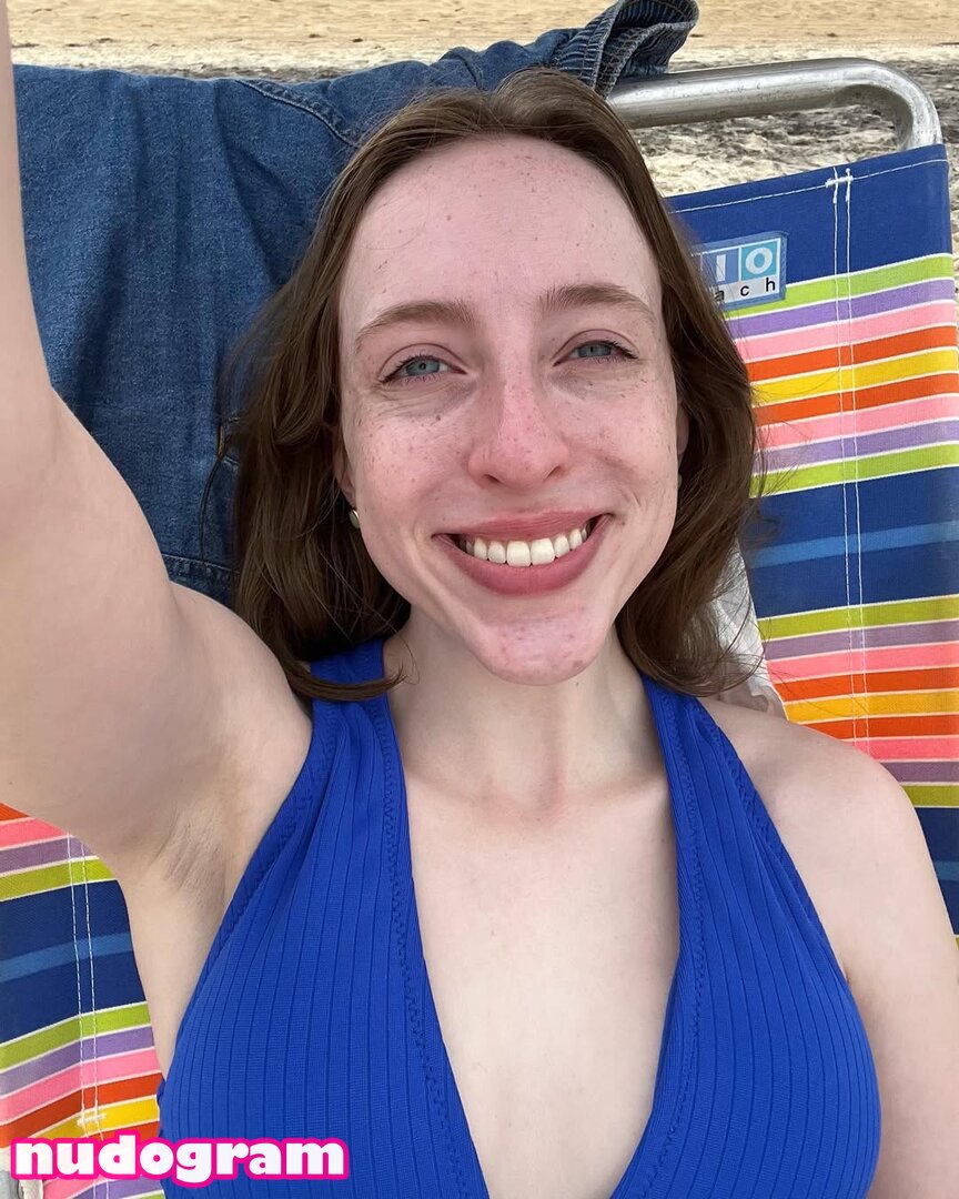 Alison Burke  tired_actor Гола изтичане OnlyFans снимка 12 - Nudogram v2.1