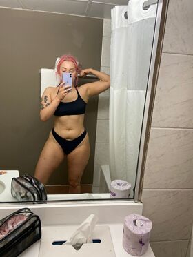 Allie Katch Nude Leaks OnlyFans Photo 21
