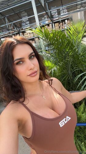 allurebyana Nacktes Leaks OnlyFans Foto 11