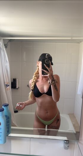Amanda Leander Nude Leaks OnlyFans Photo 48