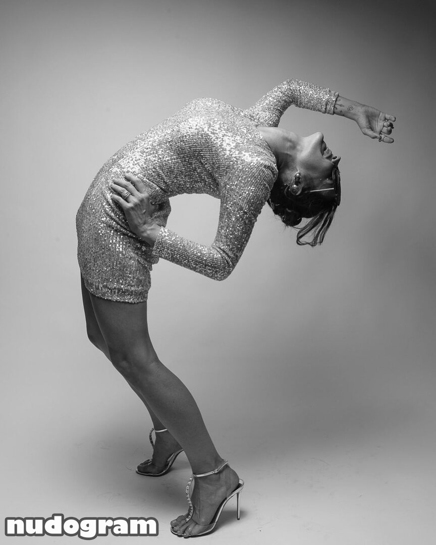 Amanda Shires  amandapearlshires Гола изтичане OnlyFans снимка 34 -  Nudogram v2.1