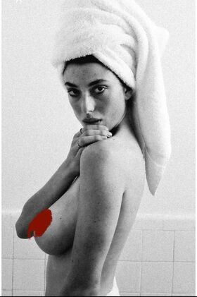 Amanda Tutschek Nude Leaks OnlyFans Photo 16