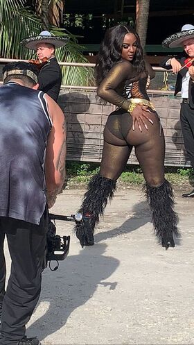 Amara La Negra Nude Leaks OnlyFans Photo 5