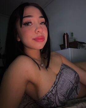 Amateur Latina Lazlye Nude Leaks OnlyFans Photo 19