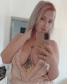 Amber Mackay Nude Leaks OnlyFans Photo 4
