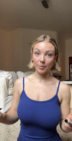 Amber Yackzan Гола изтичане OnlyFans снимка 10